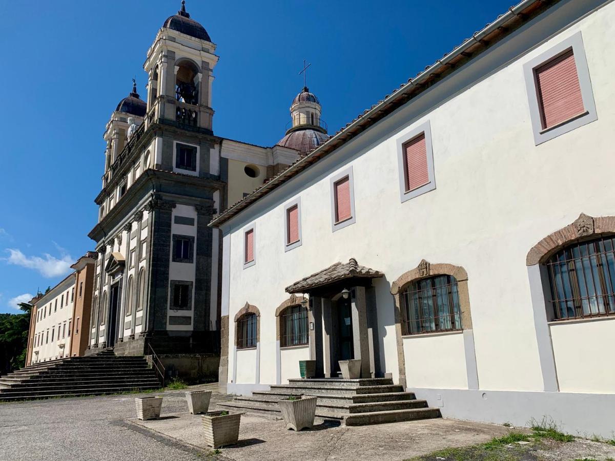 Monastero San Vincenzo - Casa Per Ferie Hotel Bassano Romano Kültér fotó